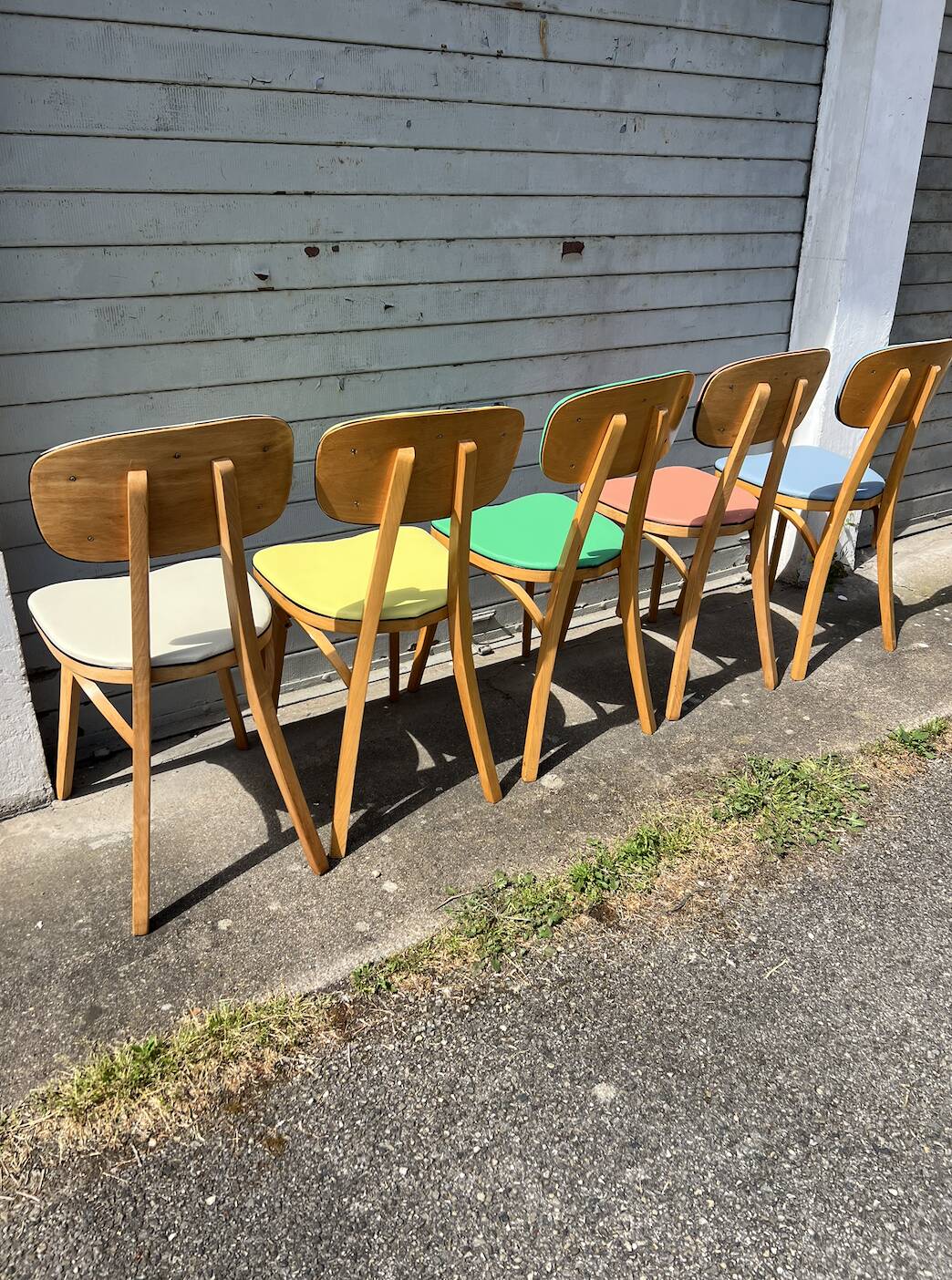 Suite 5 chaises bistrot chêne claire vernis (baumann) pied compas