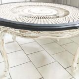 Coffee table with cannage