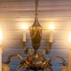 Superb 6-light chandelier in gilded bronze in Louis XVI style, in working condition.