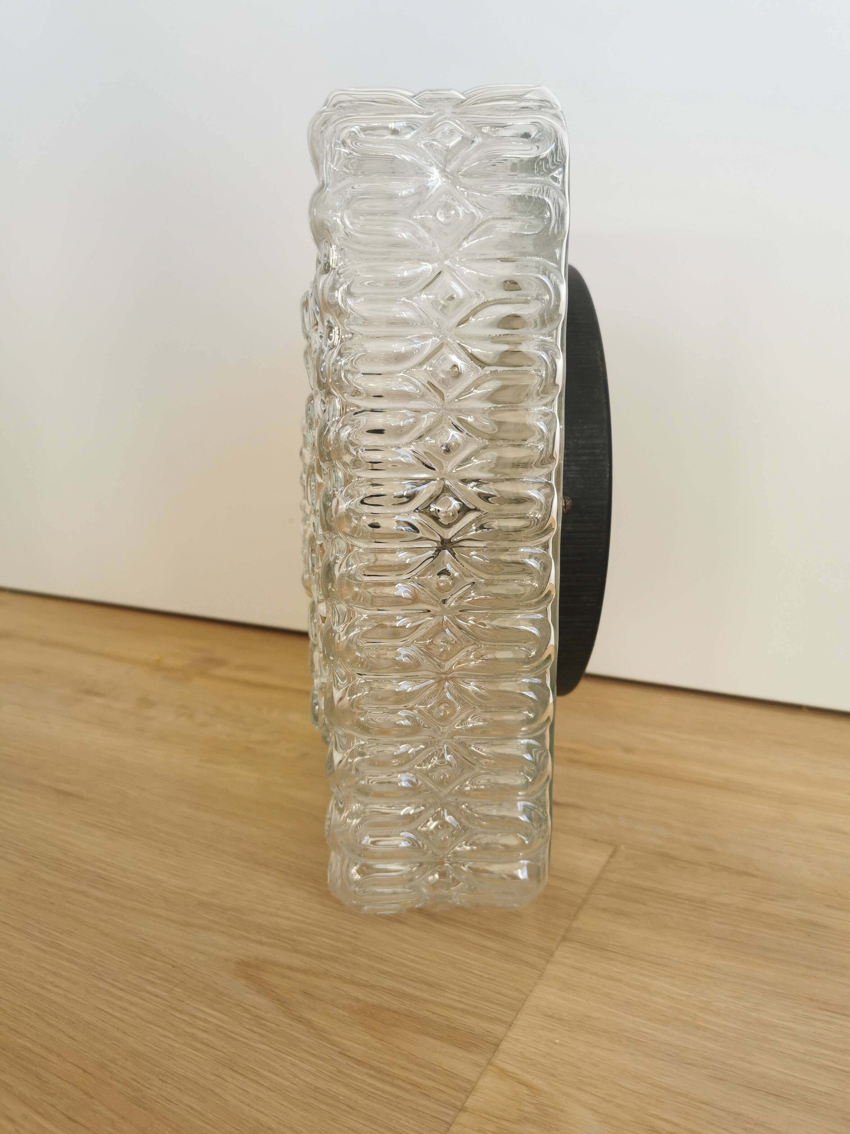 Plafonnier vintage en verre gaufré : éclairage rétro des années 1970