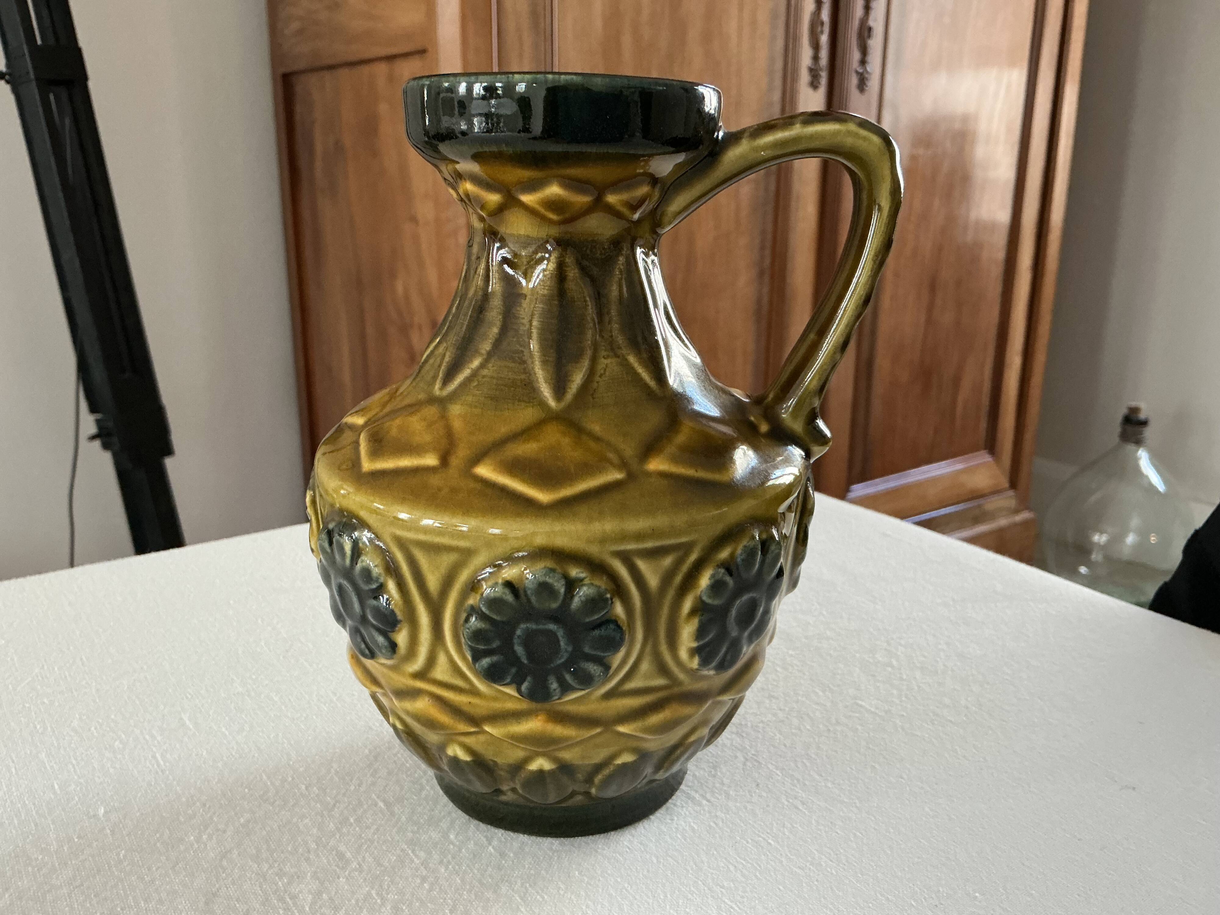 Pichet Bay Keramik - no. 77-17 West Germany