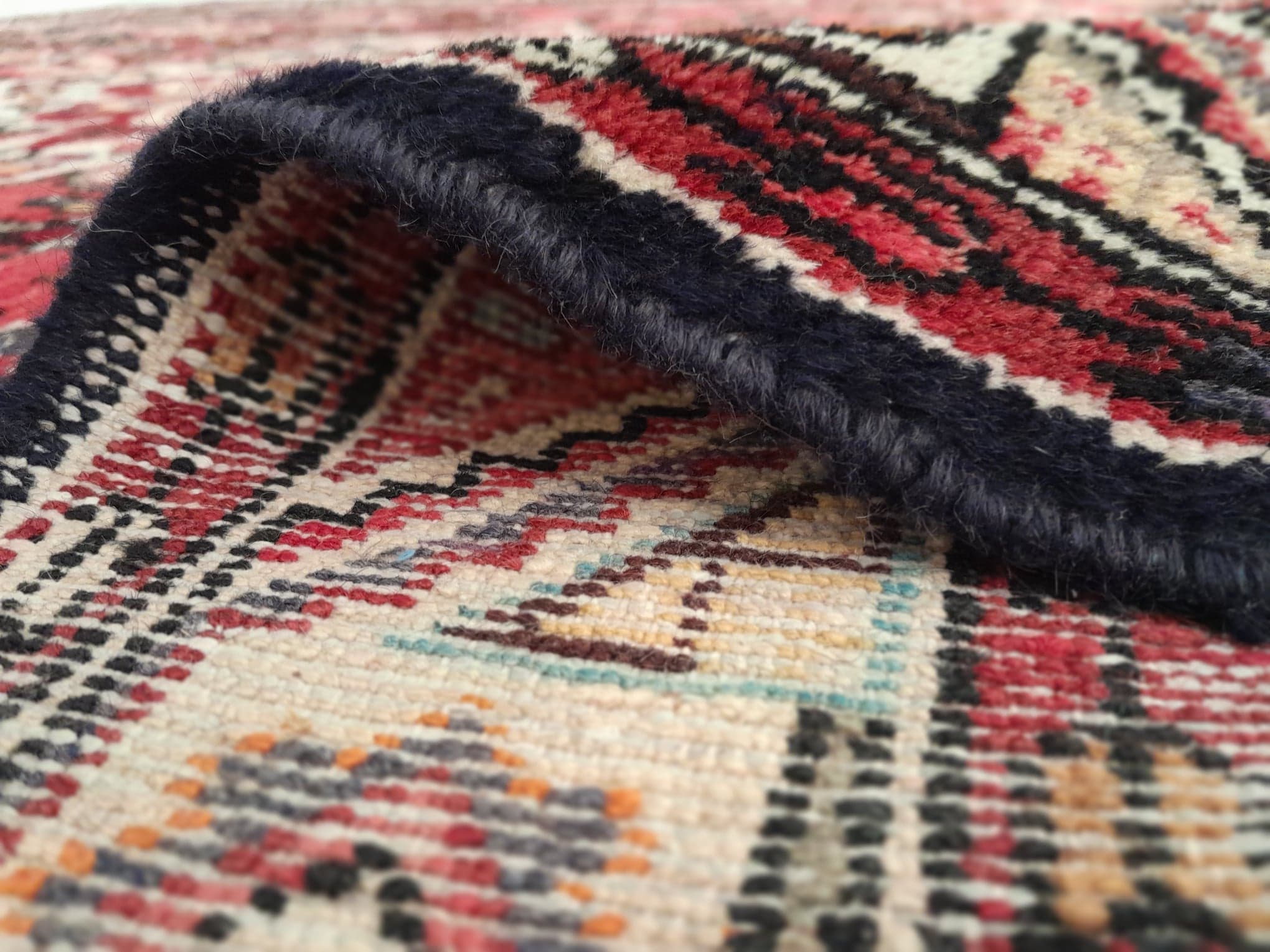 Handmade tabriz persian carpet 265x153cm