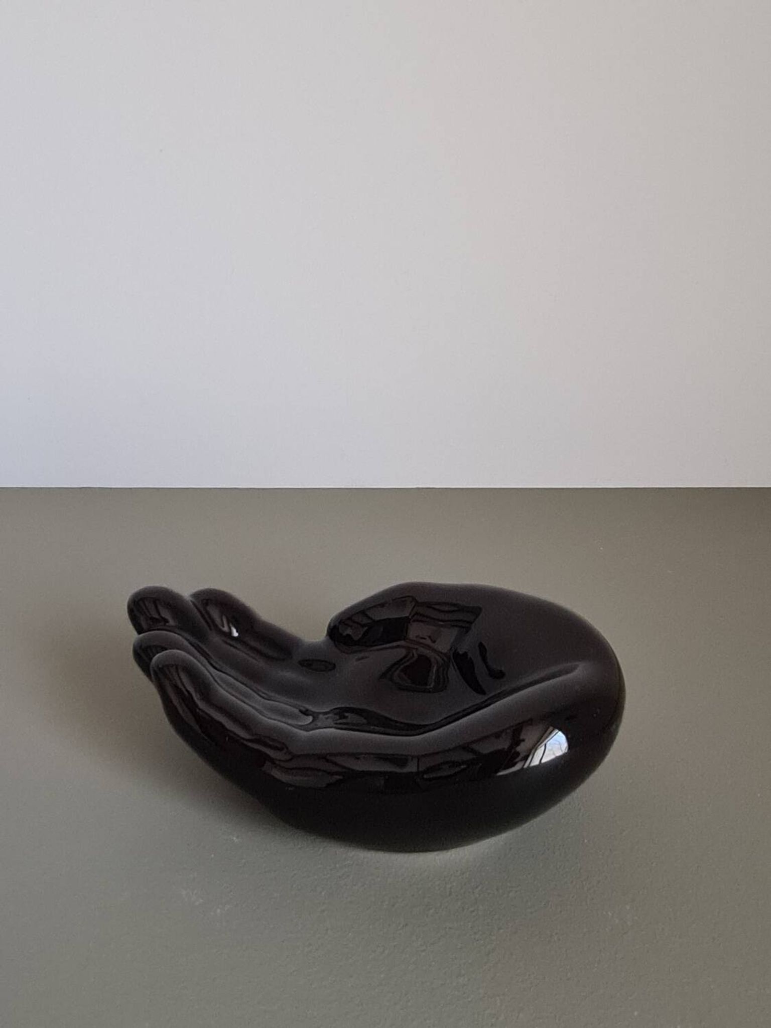Vintage 1970s black ceramic hand-shaped trinket dish, retro decorative sculpture, centerpiece, home decor, soap dish