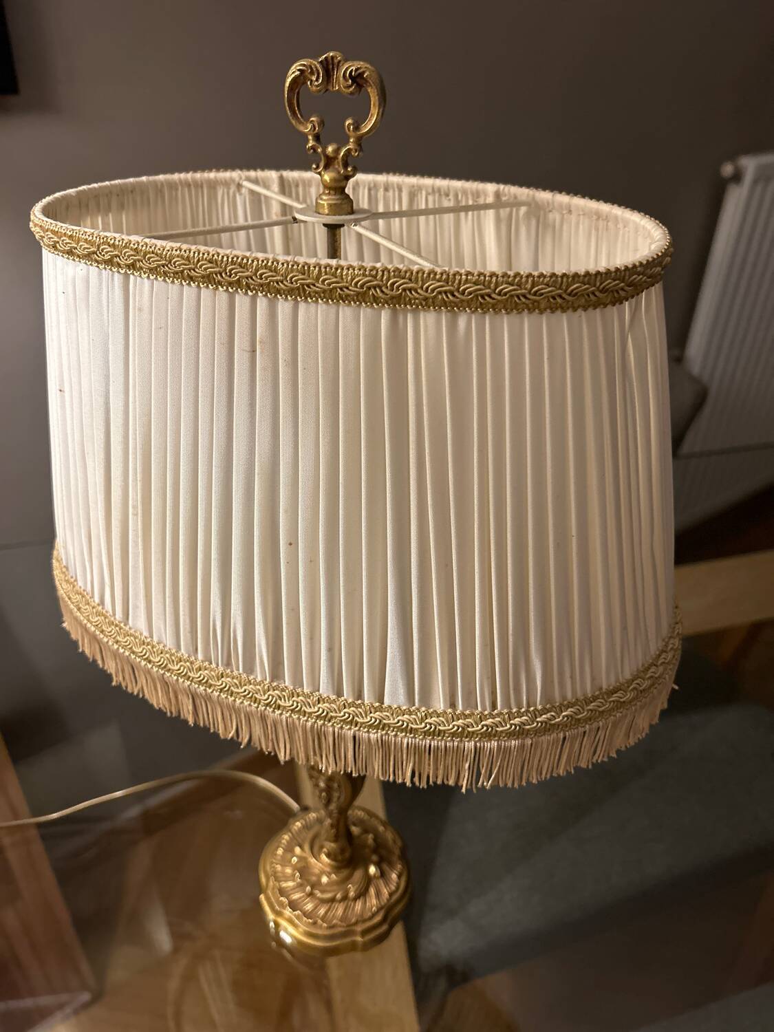 1960s Louis XV/rockery style bronze lamp with original pleated lampshade