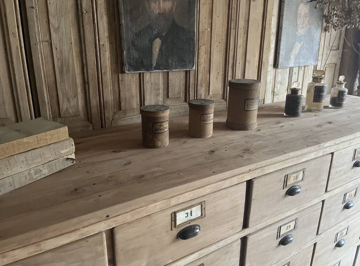 Old workshop drawer unit