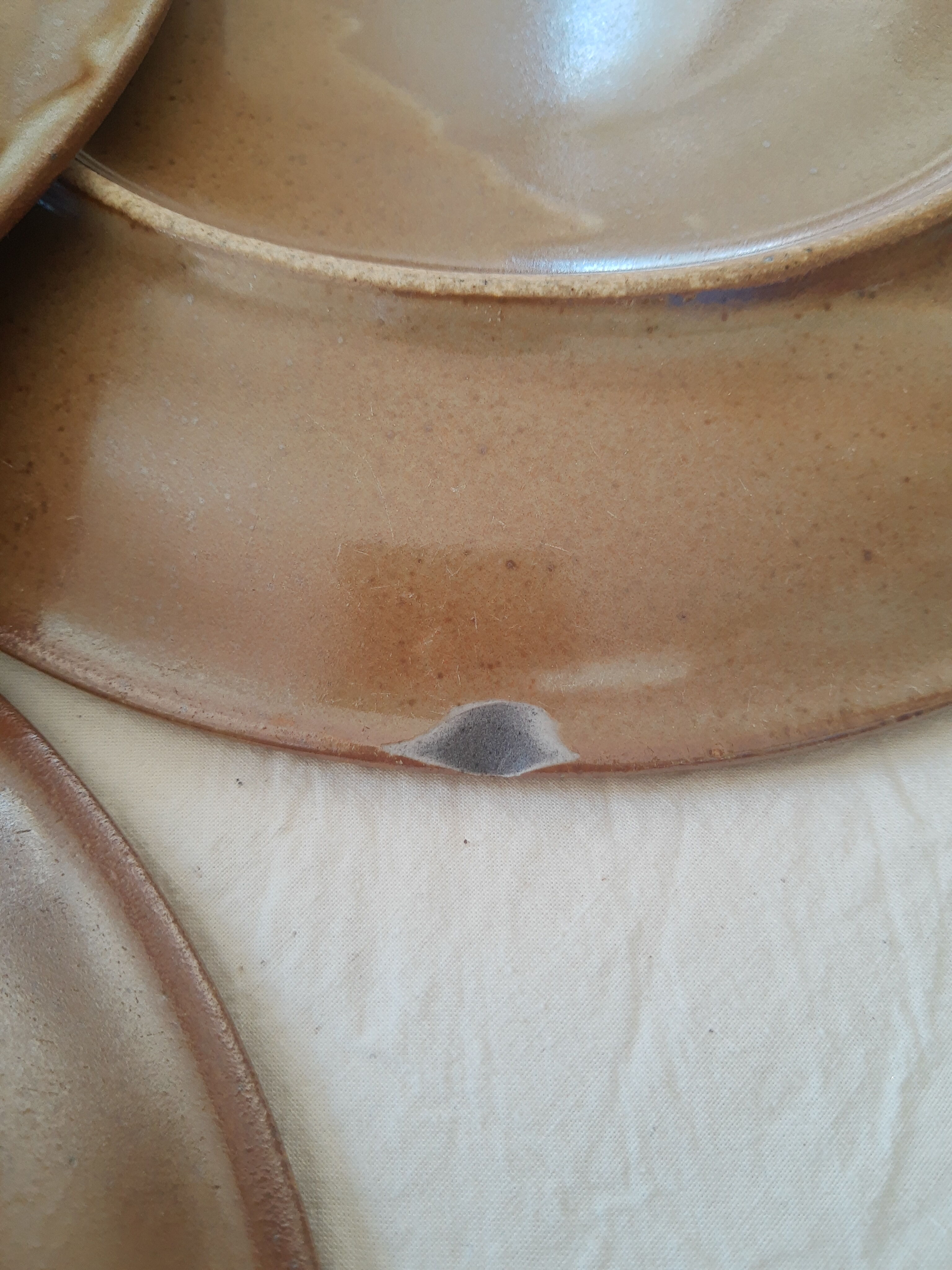 Set of 8 vintage brenne stoneware flat plates