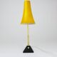 Lampe de bureau, de table ou d'appoint jaune J.T. Kalmar, laiton et fer, Vienne, Autriche, années 1950