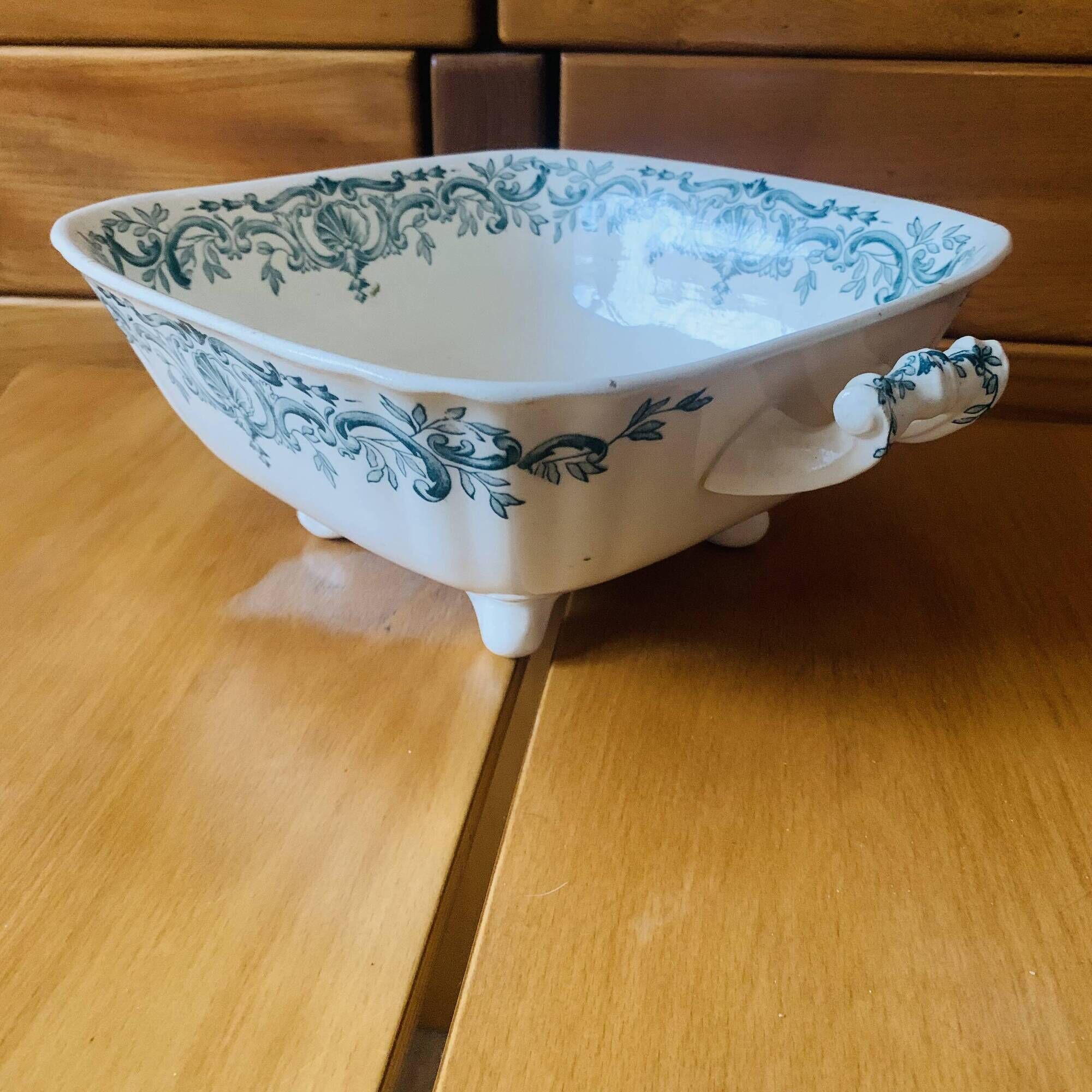 Terracotta Salad Bowl Longchamp model Regent