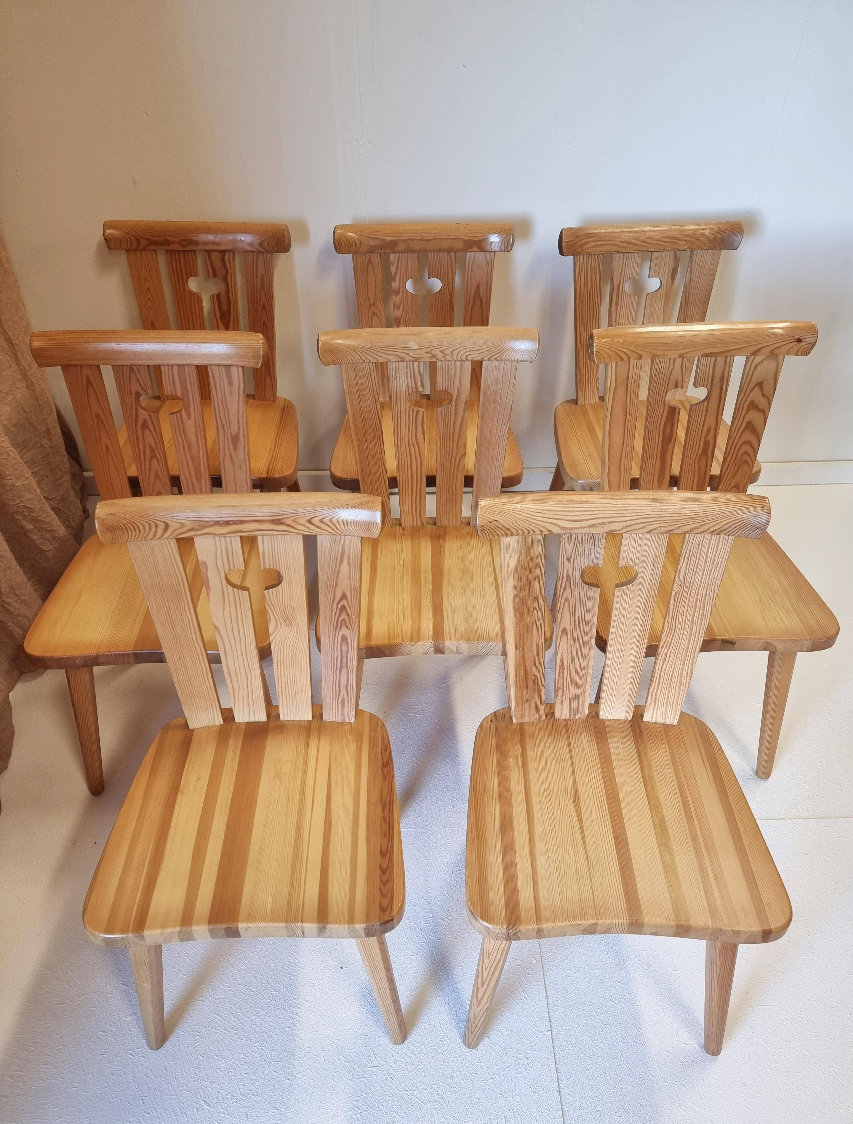 Göran Malmvall, Ensemble '8' with pine chairs, Sportstugemöbler / Scandinavian Modernity