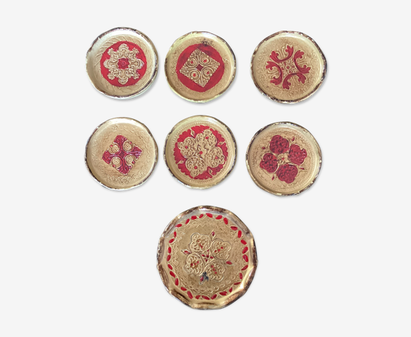 Lot de six sous verres avec assiette florentine bois peint signé