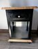 Chevet, meuble d'appoint en bois massif