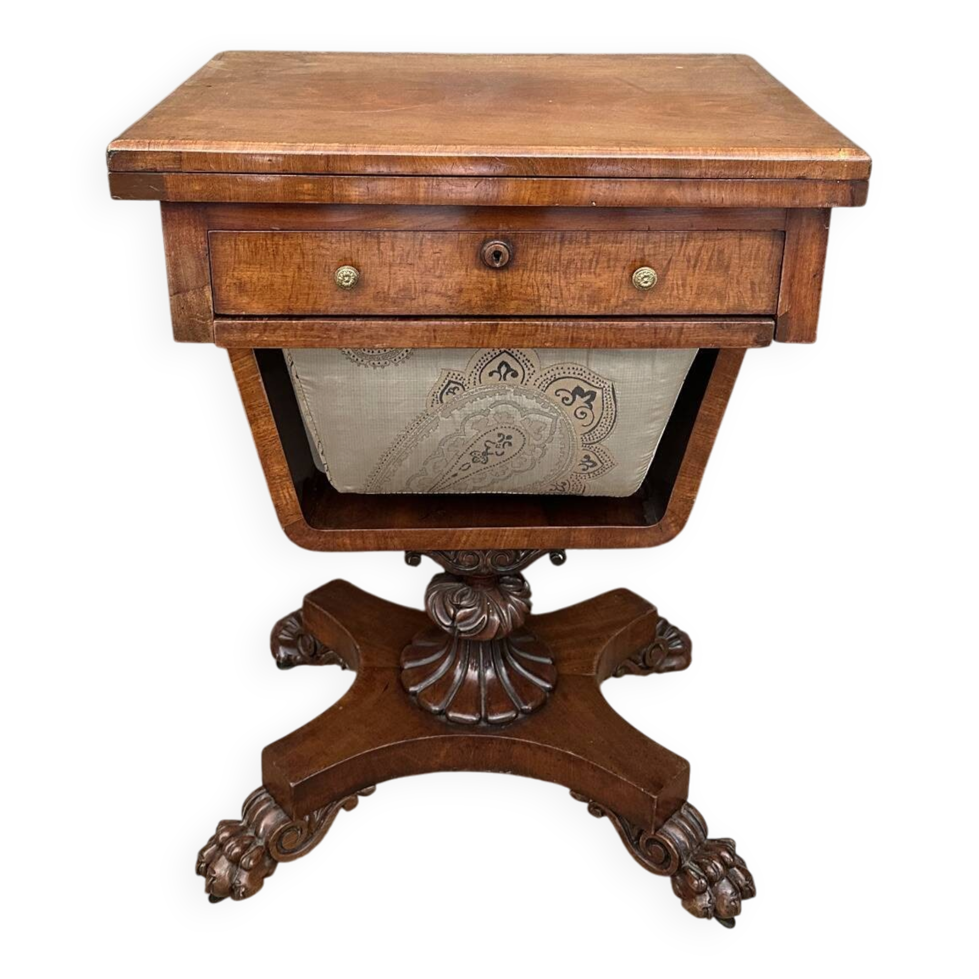 table de couture antique