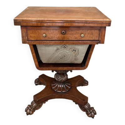 table de couture antique
