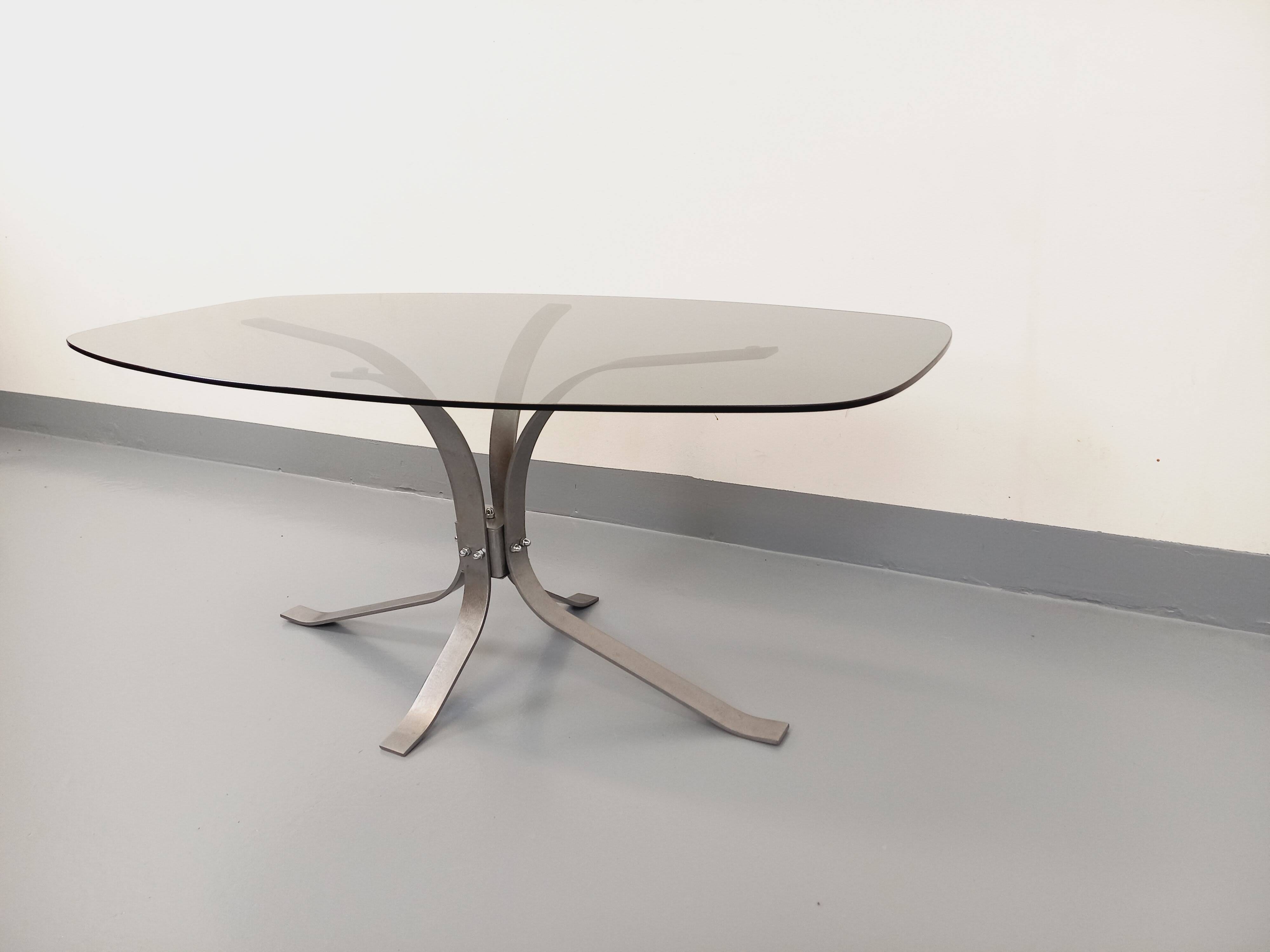 Vintage Rounded Rectangular Oval Coffee Table in Glass and Chromed Metal from the 70s