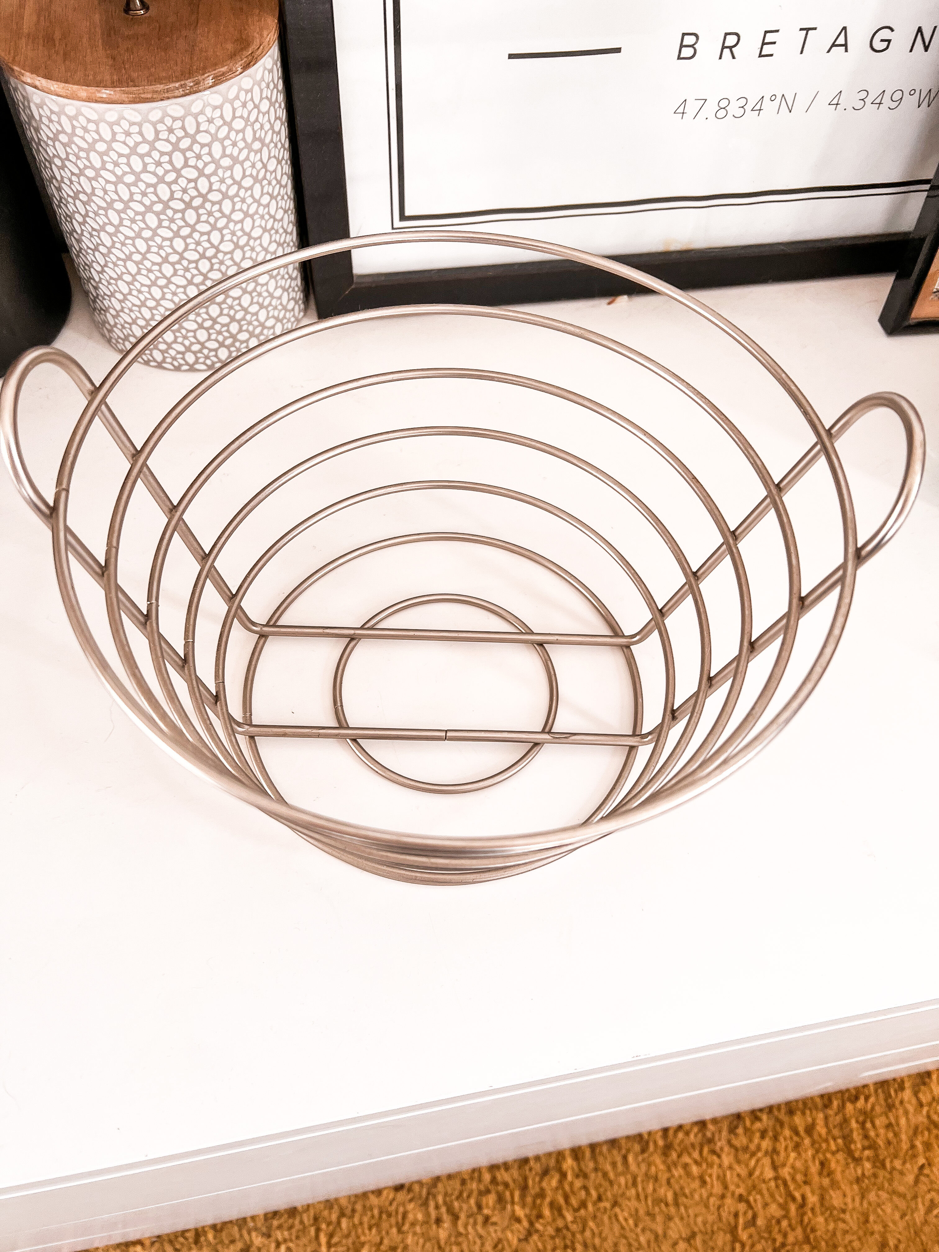 Circled aluminum fruit cup