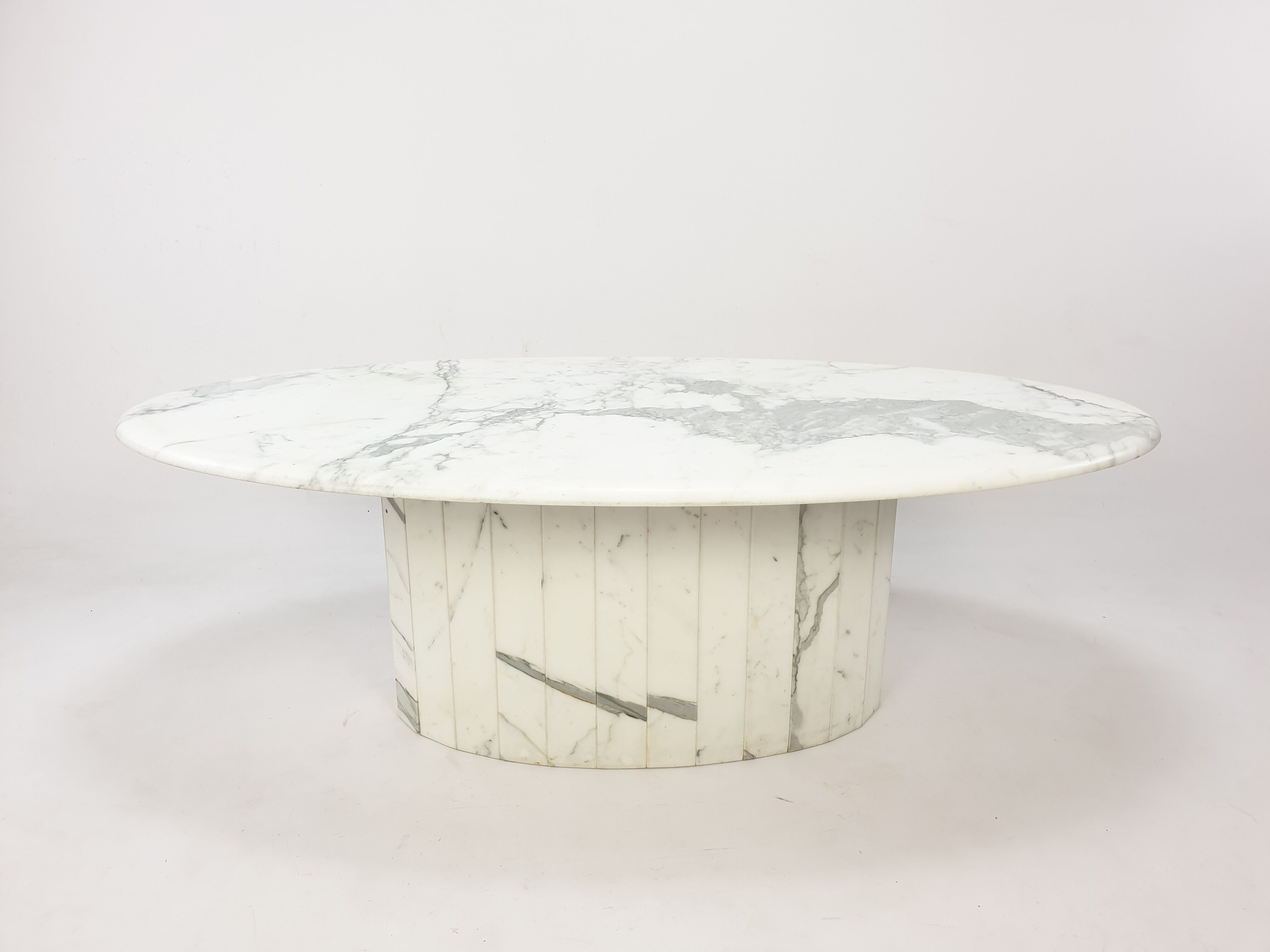 Mid-century italian marble oval coffee table, 1980s