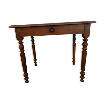 Writing table