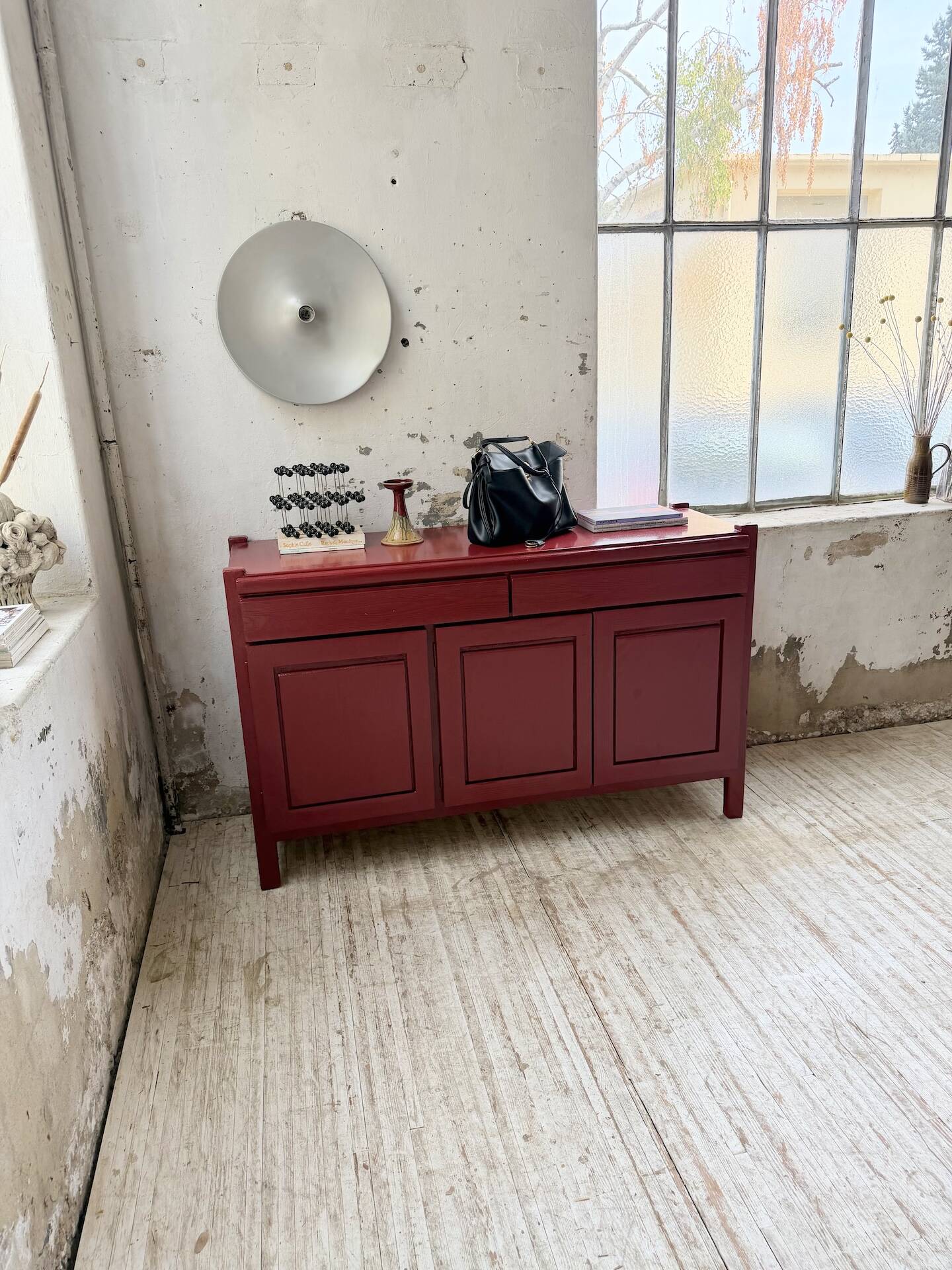 Red lacquered enfilade 1970 160cm