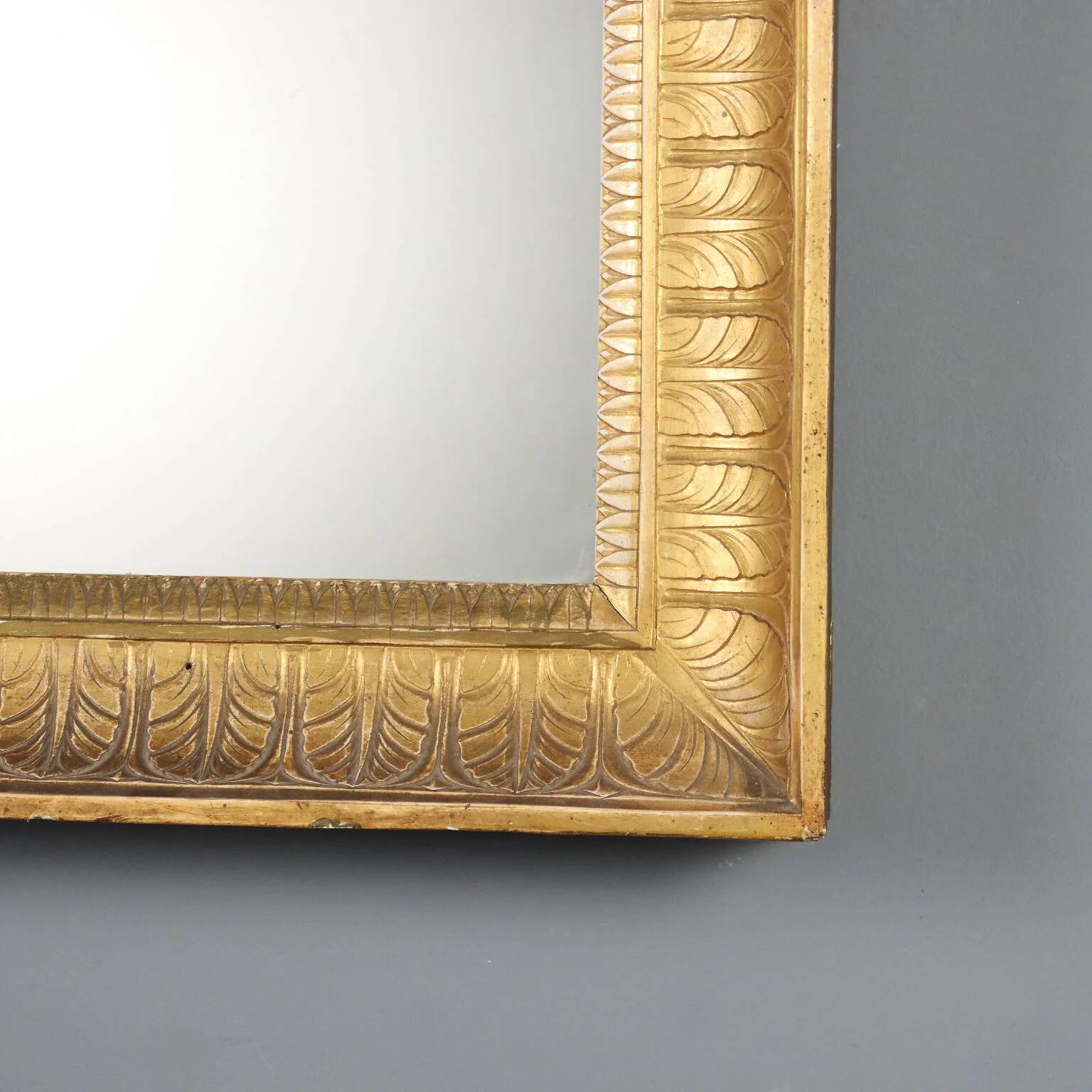 Antique Empire mirror in gilded wood, Italy, 19th century.
