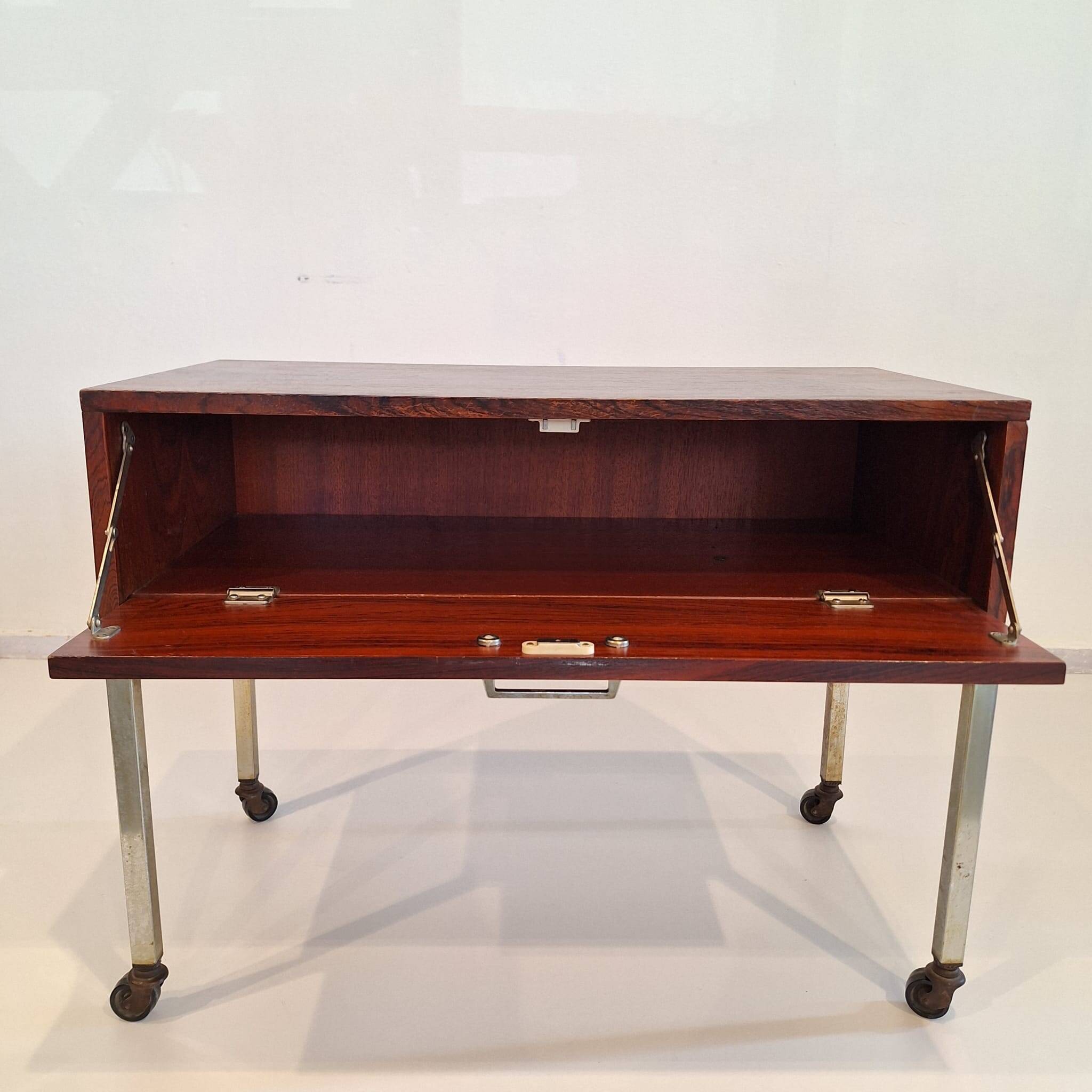 Table d'appoint en palissandre vintage