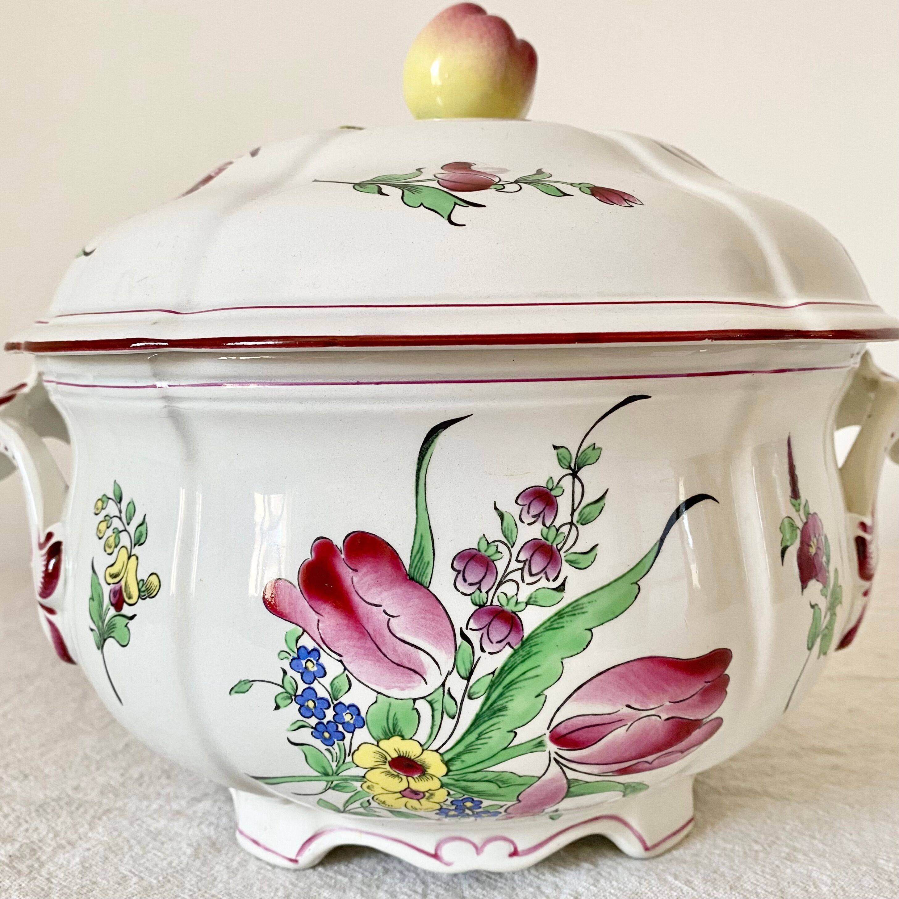 Old tureen Lunéville (street lamp)