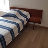 Lit scandinave en teck avec chevet intégré