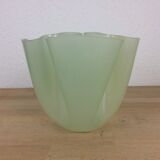 Vase mouchoir Guzzini plexiglas vert années 70