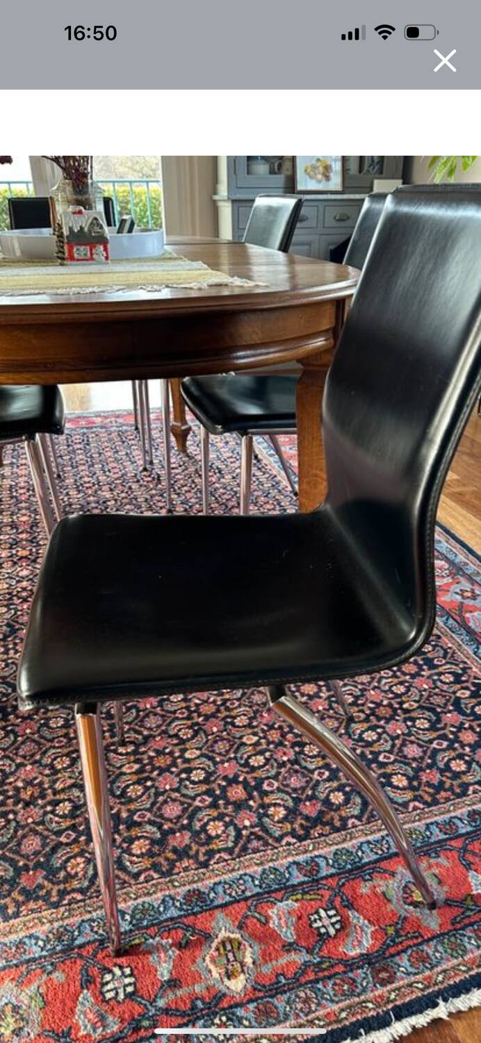 Vintage 1970s white Carrara marble dining table