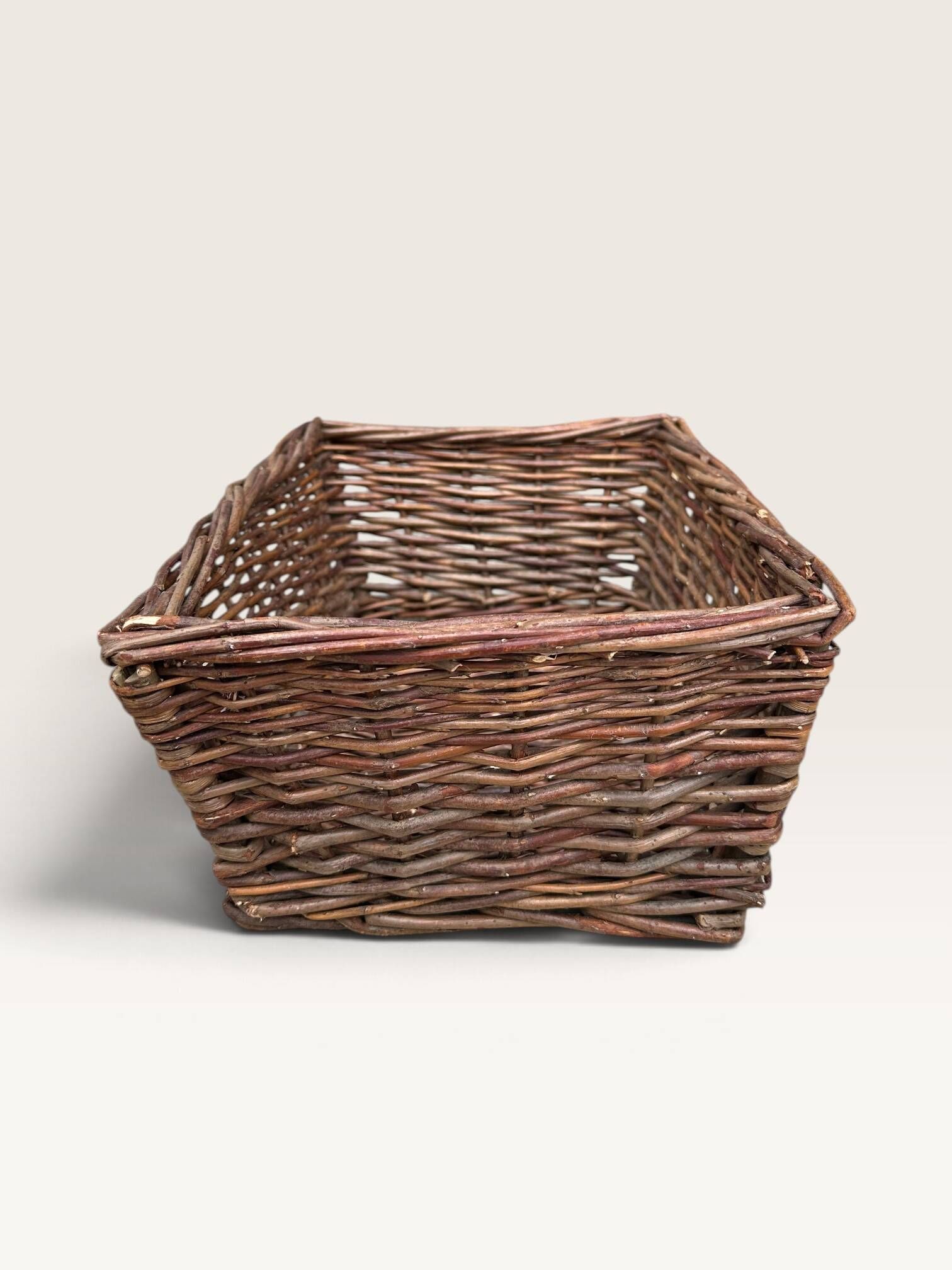 Rectangular wicker basket