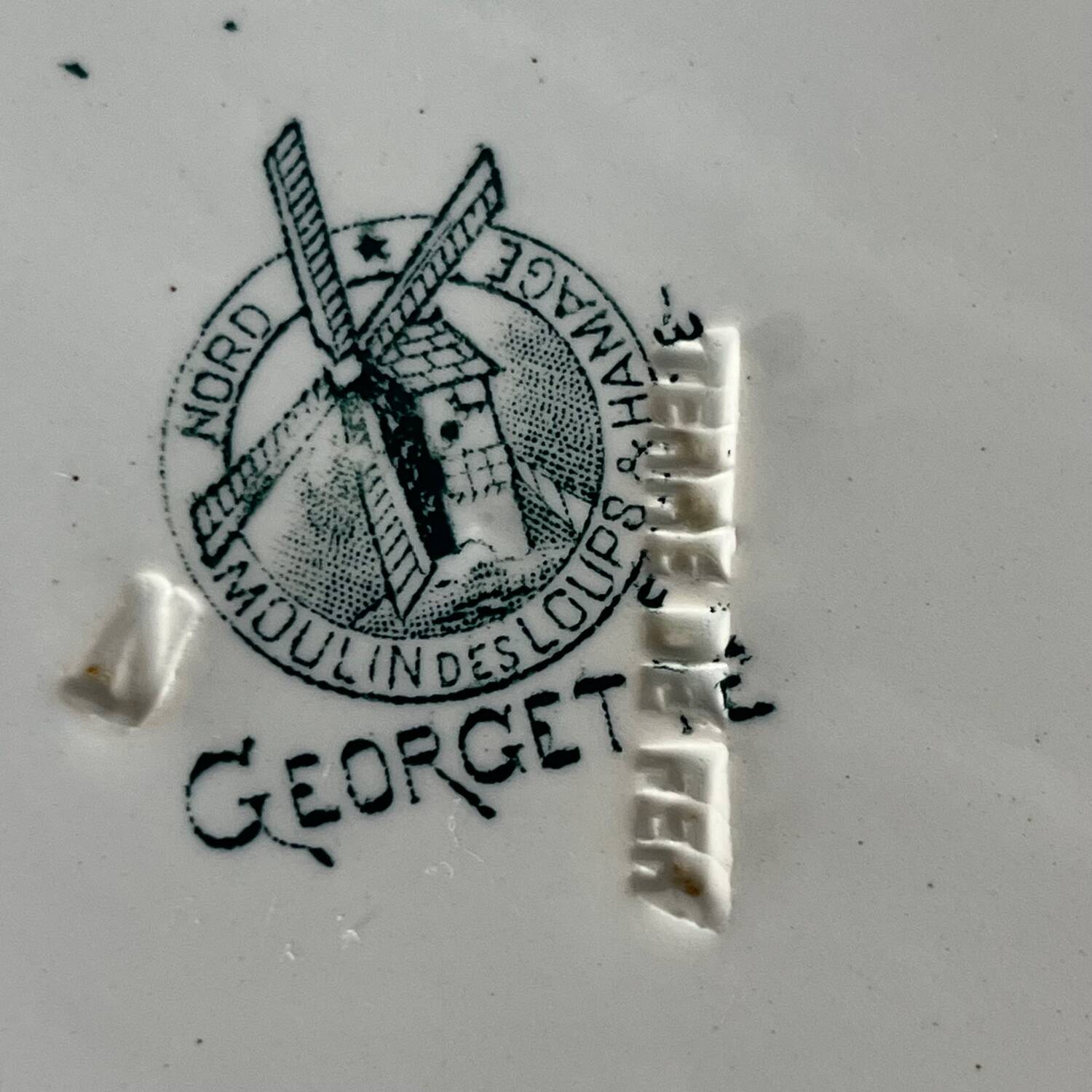 Georgette Iron Earth Plates