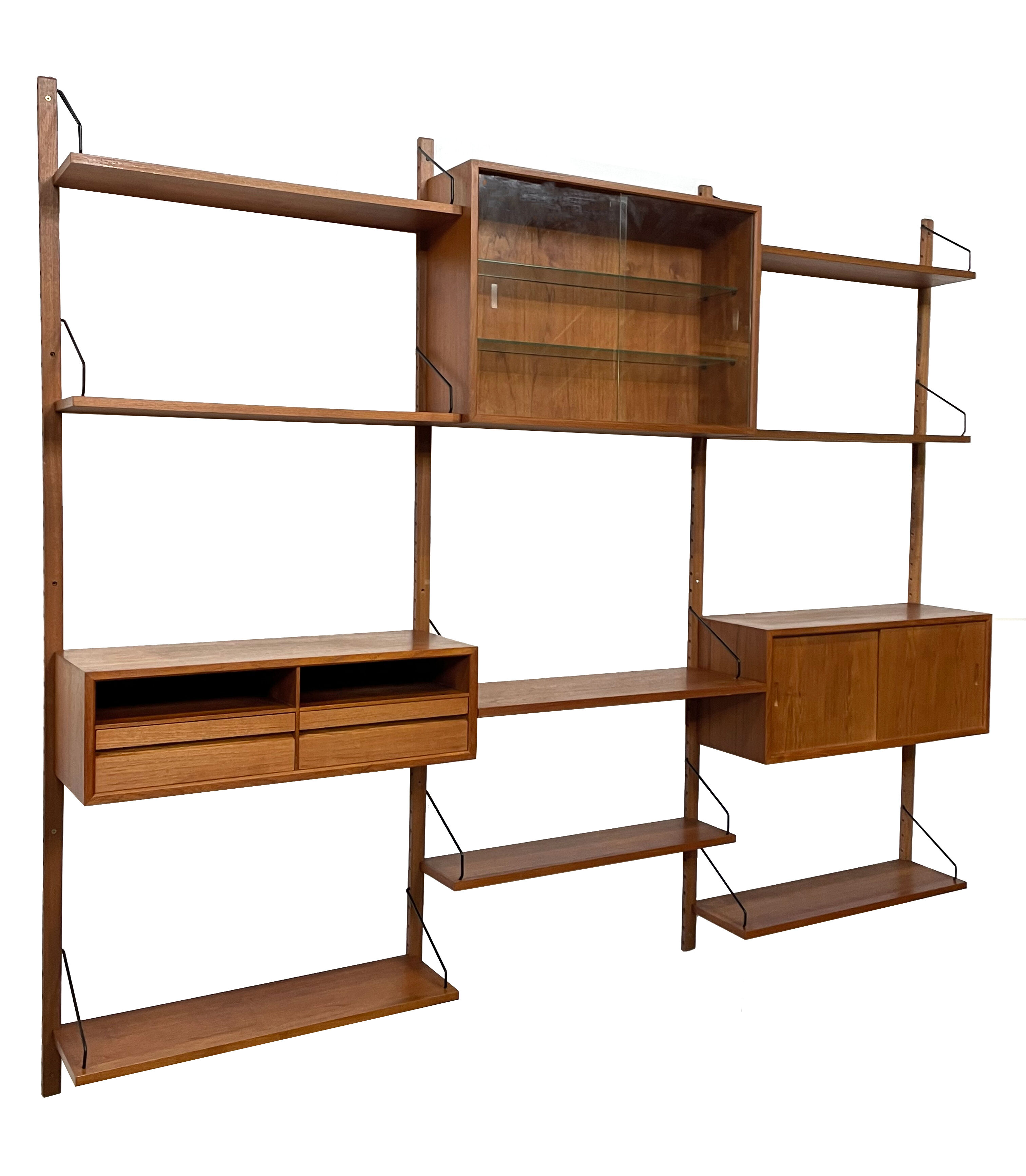 Bibliothèque de Poul Cadovius, Royal System