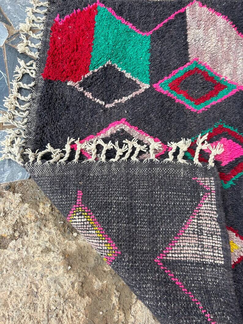 Beautiful handcrafted rug 100cm×200cm