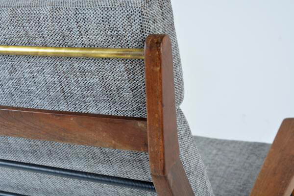Chair model lotus designer Rob Parry edited by Gelderland
