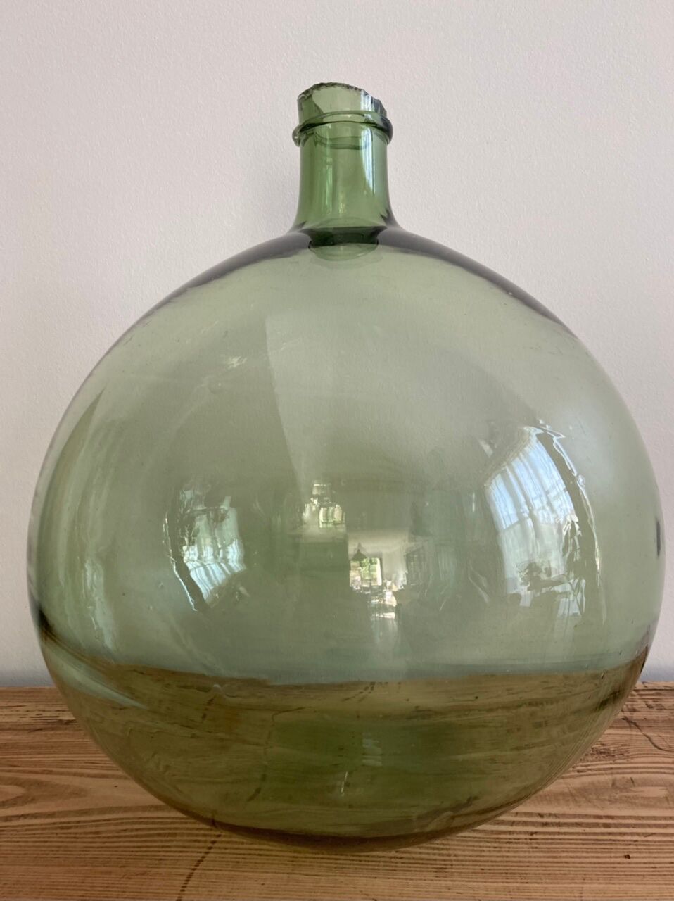 Dame-jeanne very old about 10/12L