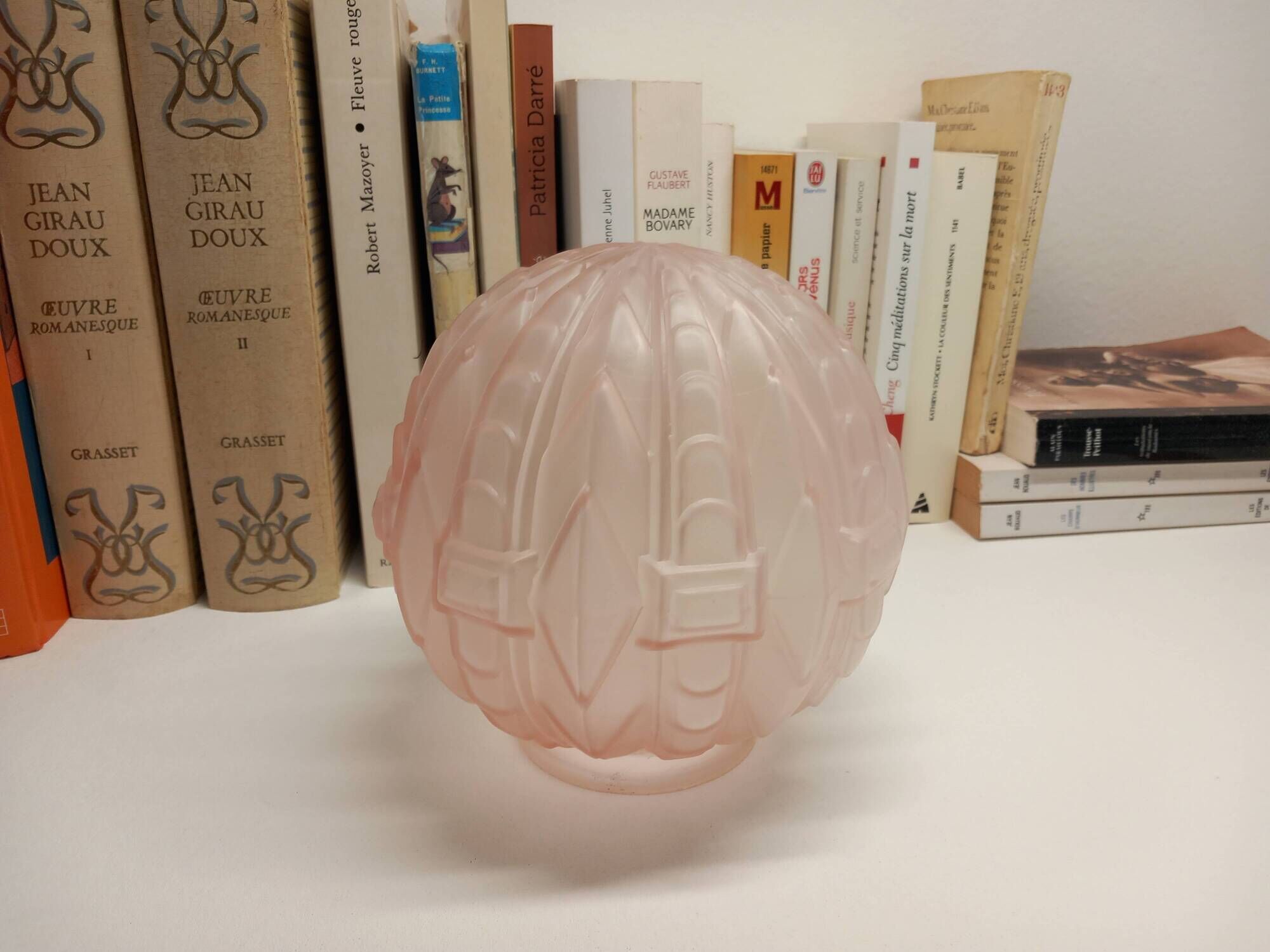 Antique pressed and moulded pale pink glass globe - Art Deco -