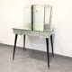 Dressing table vintage art déco in mirror