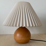Solid wood bedside lamp