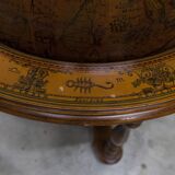 Bar globe maps rolling world