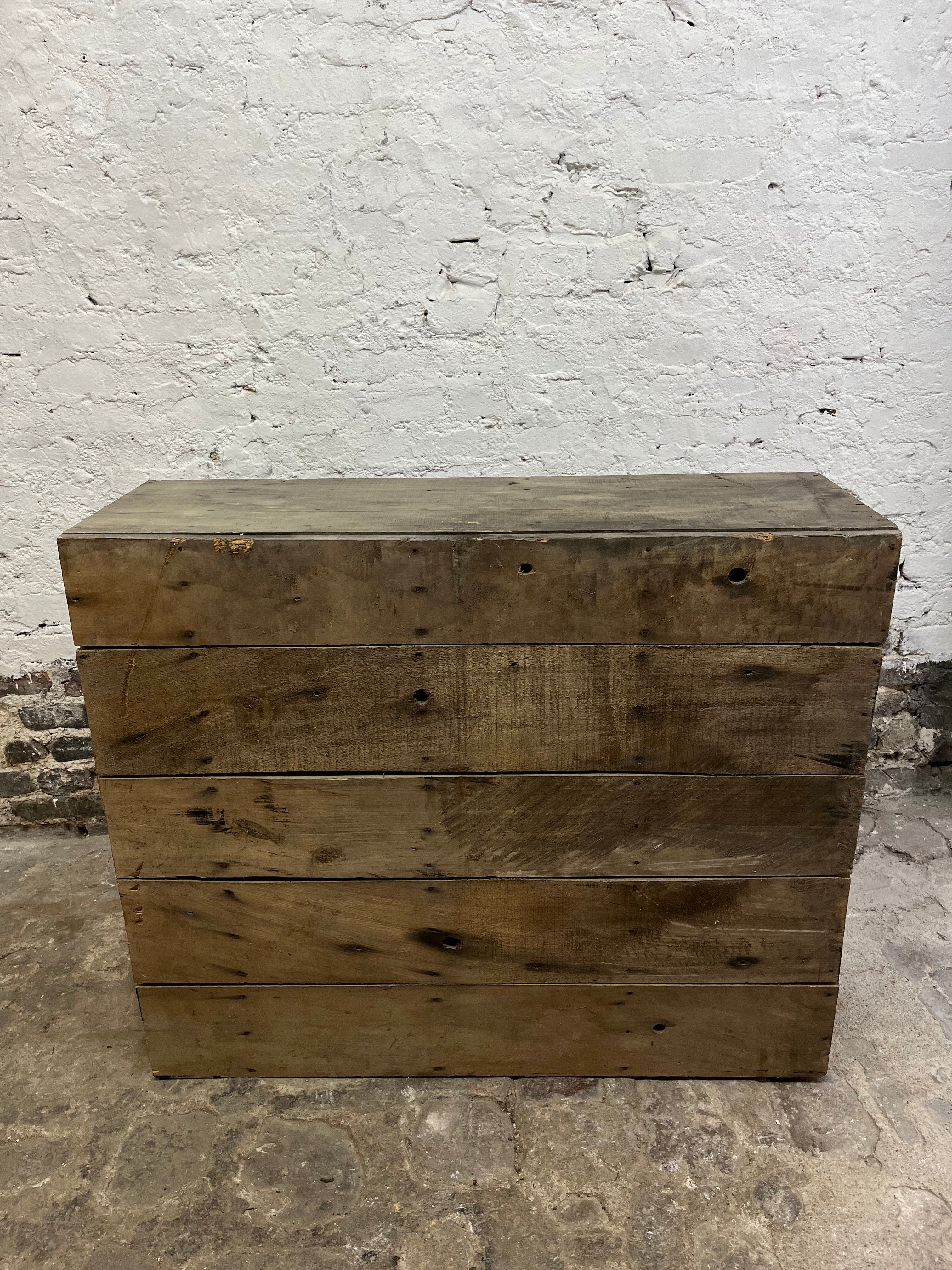 Furnishing from workshop to locker