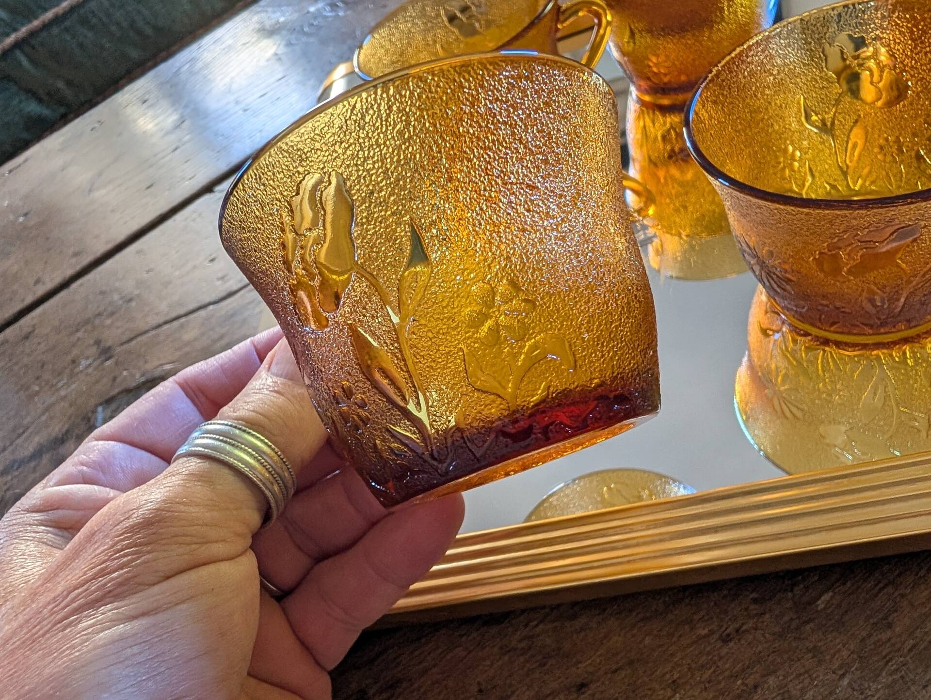 8 Vereco Daisy cups – amber glass – 1970s
