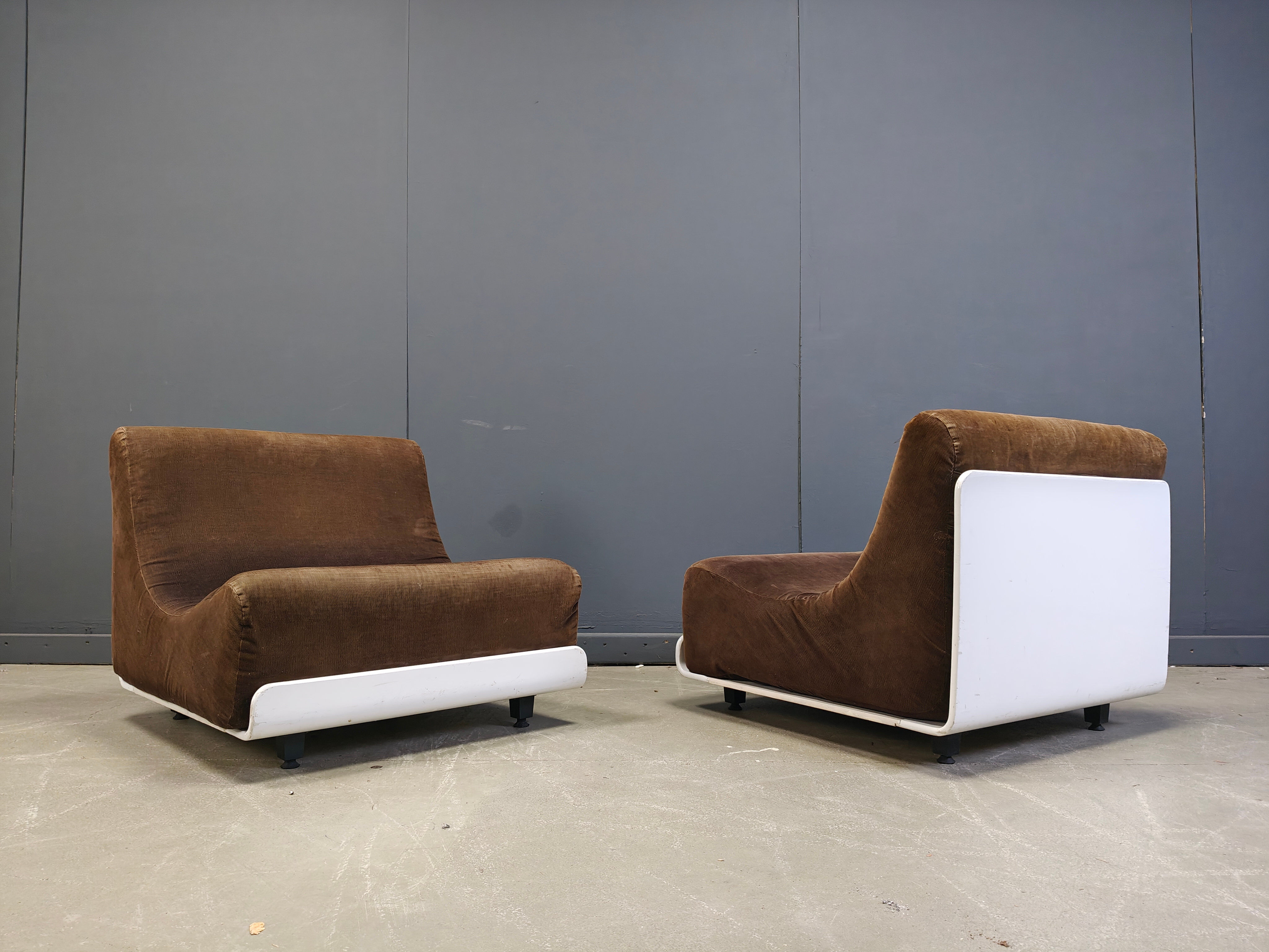 Space age Orbis lounge chairs by Luigi Colani for Cor, 1960s