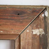 Gilded wooden and stucco frame