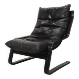 high-back scandianavian lounge chair in leather