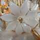 Lustre vintage en verre de Murano à fleurs opaline et laiton – 1970 (É