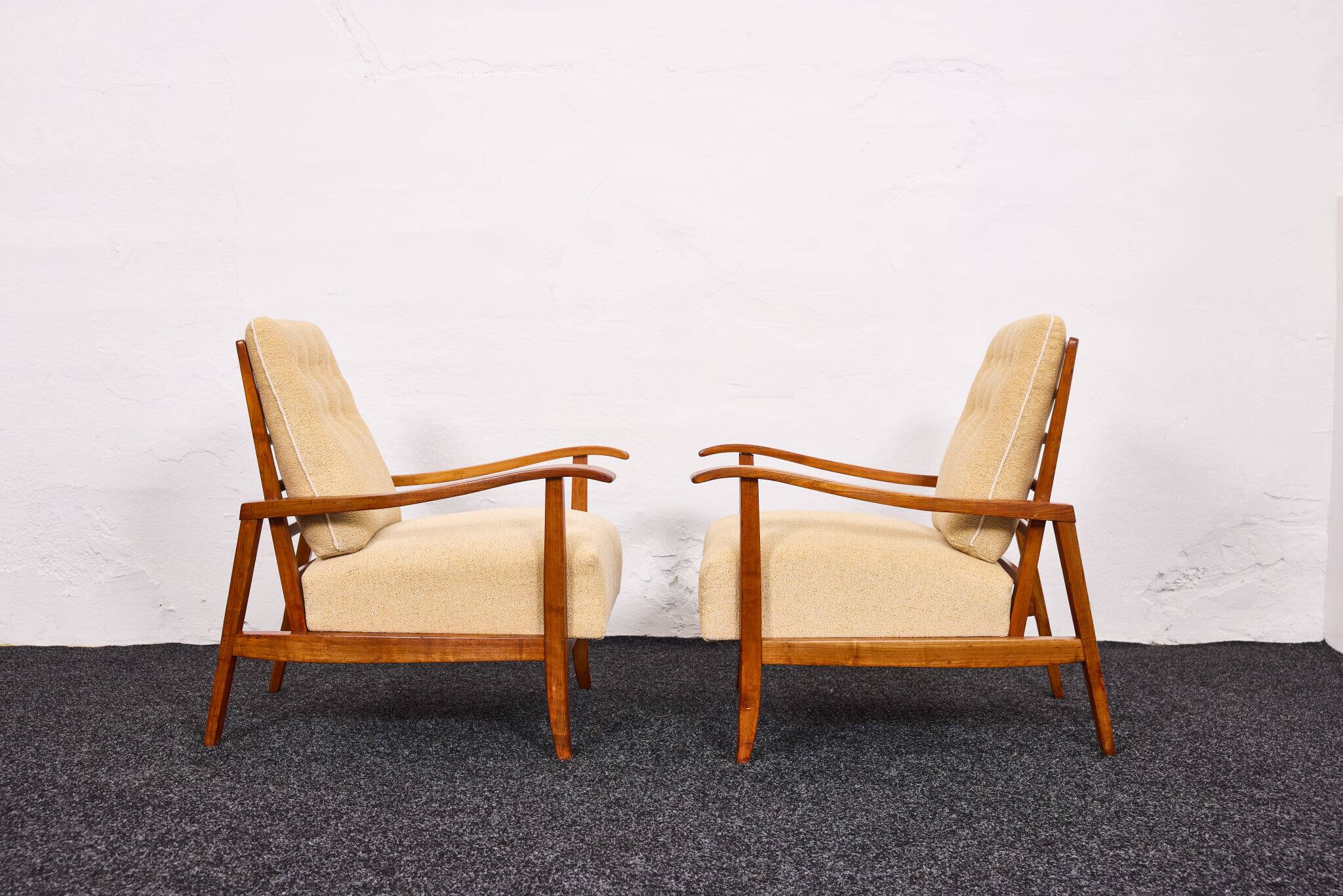 Mid-century armchairs – Attributed to Károly Nagy, Hungary, 1940s