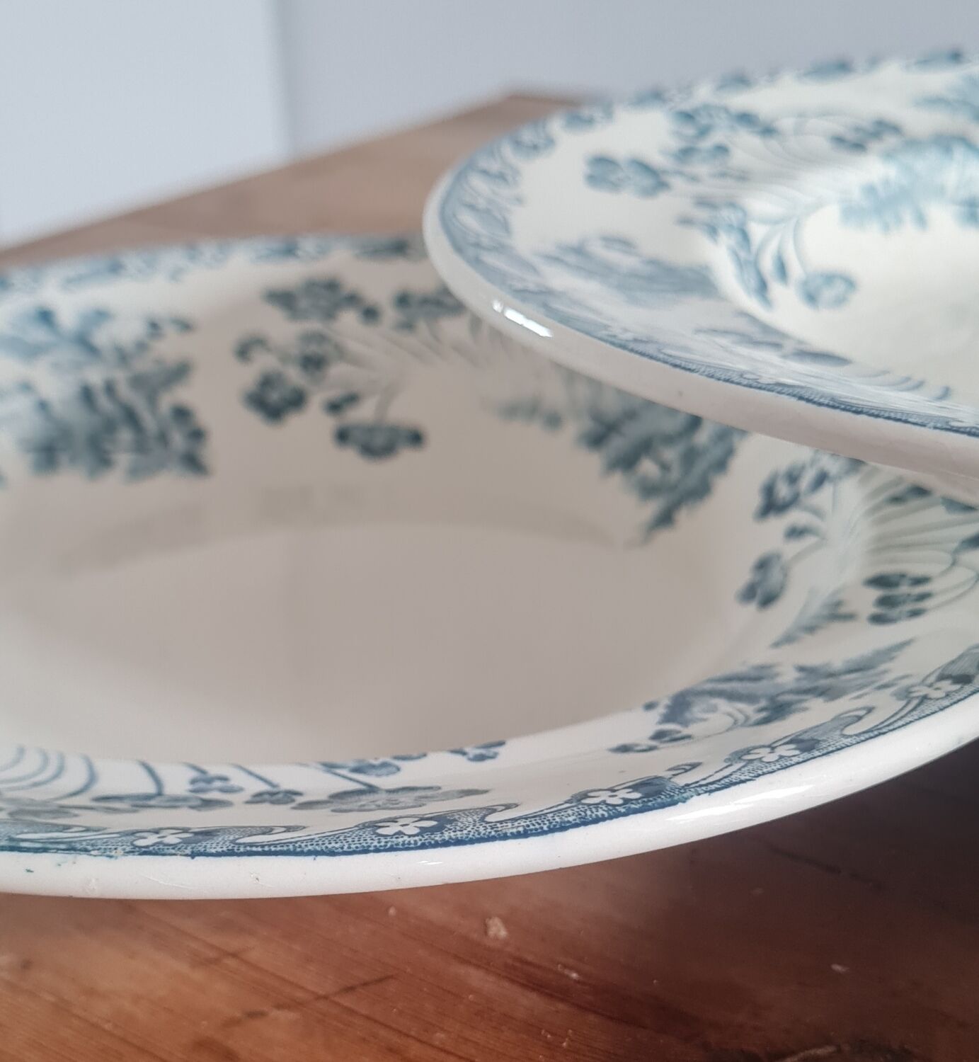 Service of 6 plates in iron earth