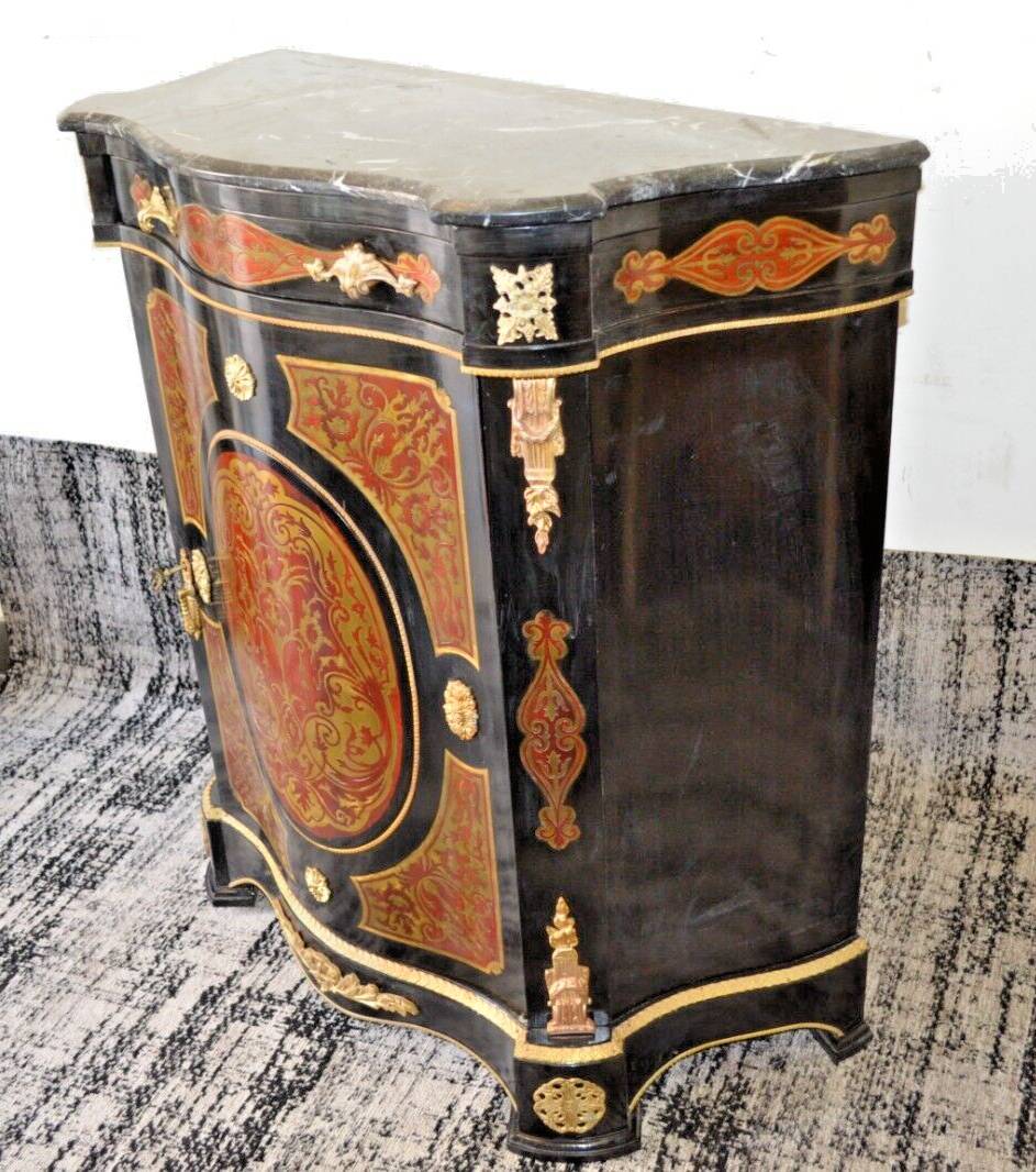 Wooden boule-style sideboard