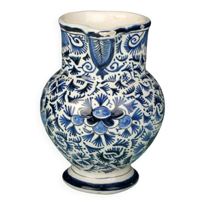 Petit pichet faîence