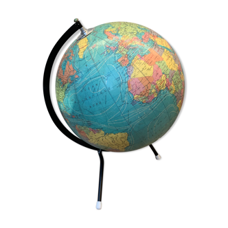 Luminous globe