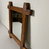Miroir brutaliste